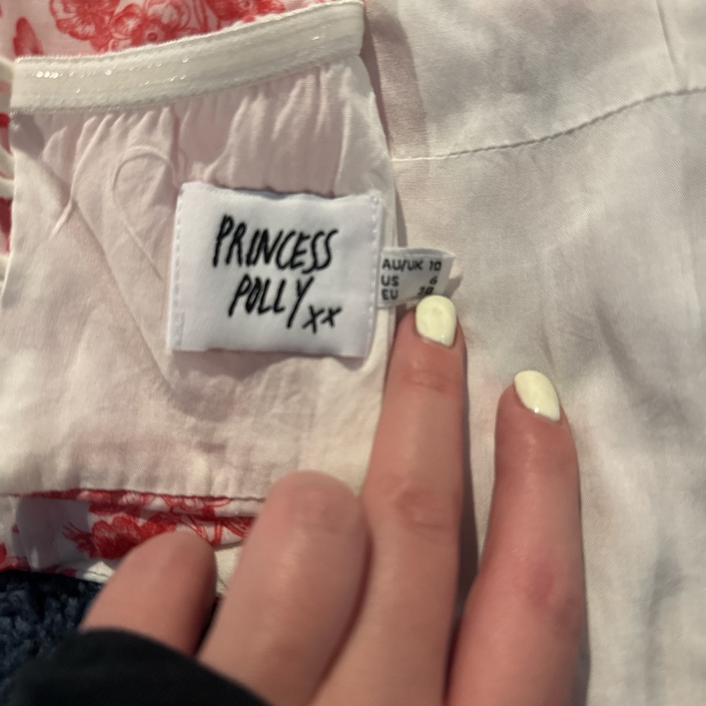 Princess Polly Floral Red and White top